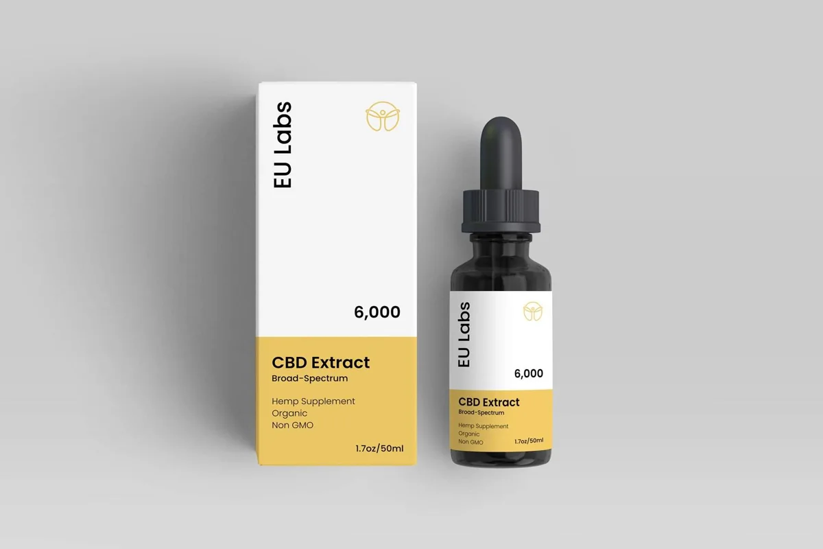 Front of a 50ml broad-spectrum CBD oil bottle, 6000mg strength